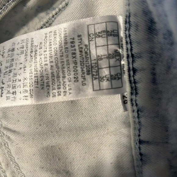 Guess shorts - Picture 3 of 3